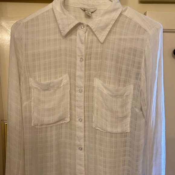 Gauzy White Button Down - Picture 4 of 5